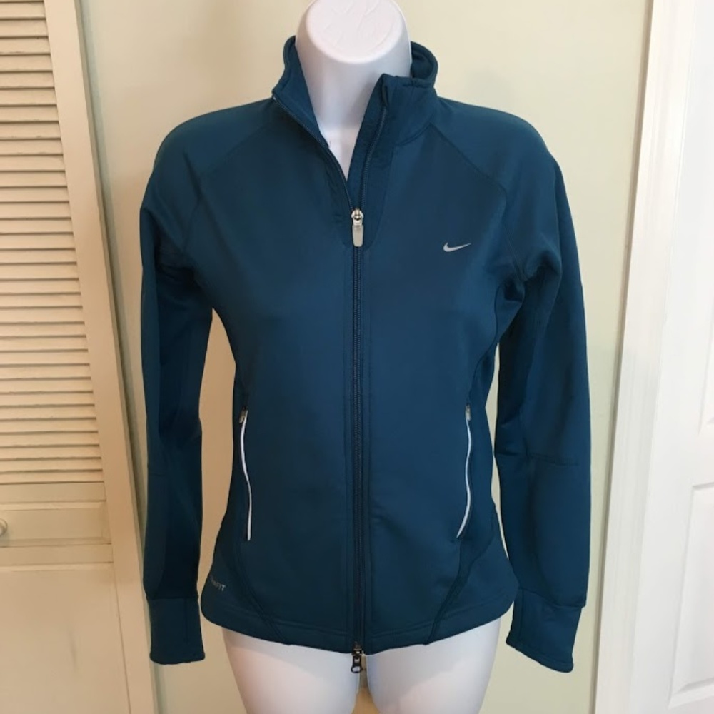 Nike fit dry jacket